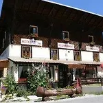 L'ours Blanc 3* Allos