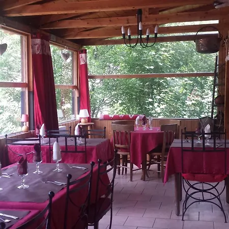 L'ours Blanc 3* Allos
